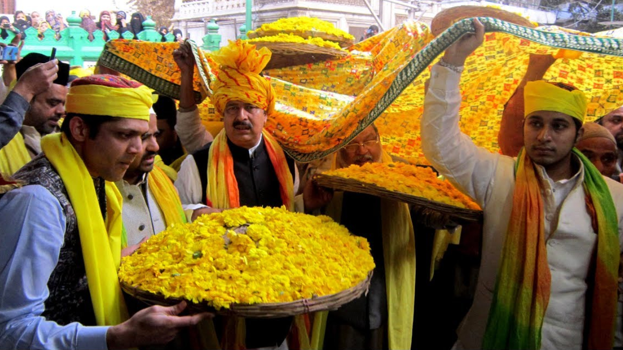 জানেন সরস্বতী পুজোর সাথে দিল্লির নিজামুদ্দিন আউলিয়ার দরগা ওতপ্রোতভাবে জড়িত?