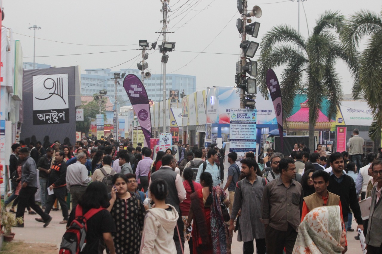 বইমেলায় মিলে গেল কাবুল–ঢাকা–কলকাতা