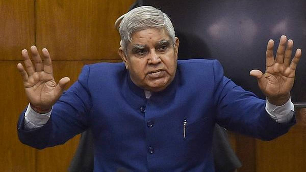 পান থেকে চুন খসলেই ‘অপমানিত’ রাজ্যপাল ﻿