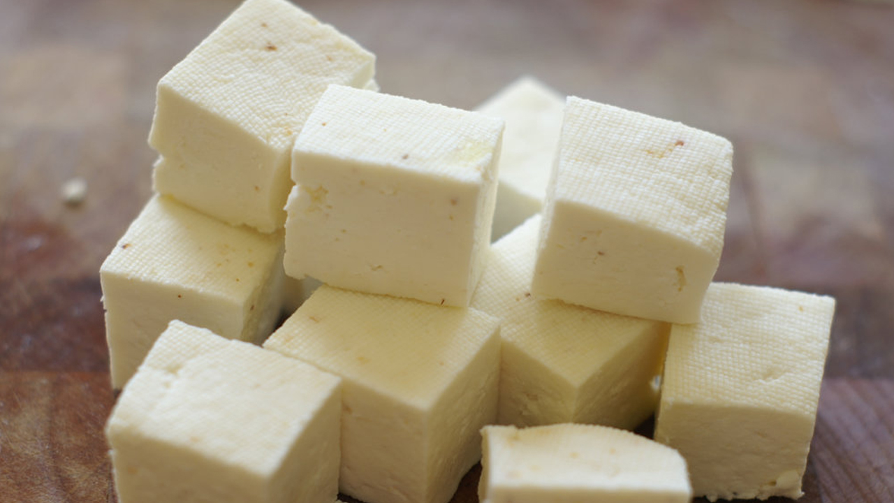 পনিরের গুণাবলী – জানেন কি?