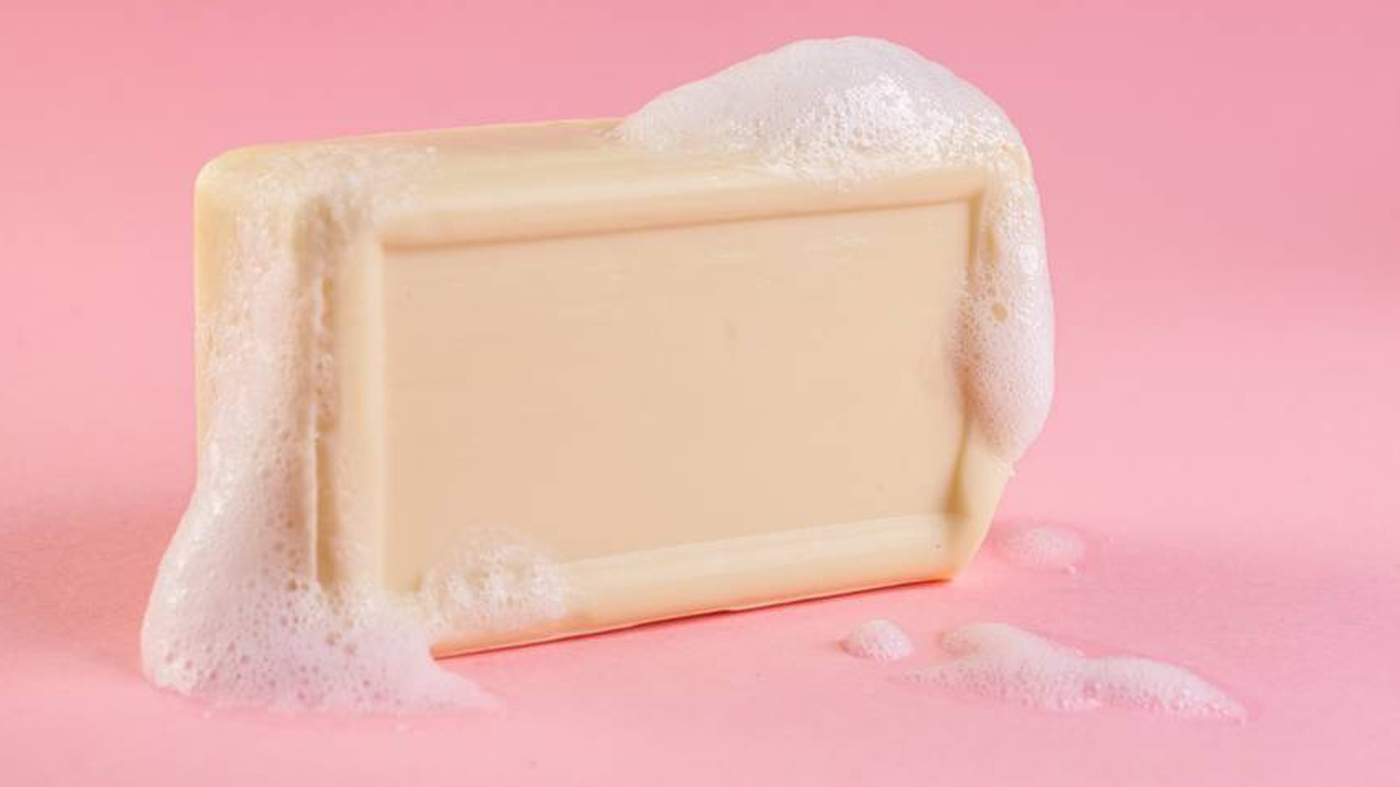 কোন ধরণের সাবান ব্যবহার করা উচিৎ করোনা ঠেকাতে ﻿