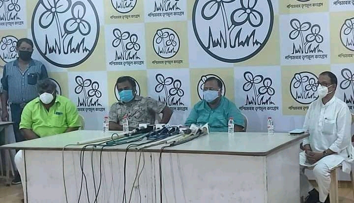 সমাজকর্মী চন্দ্রশেখর কুণ্ডু তৃণমূল কংগ্রেসে যোগ দিলেন