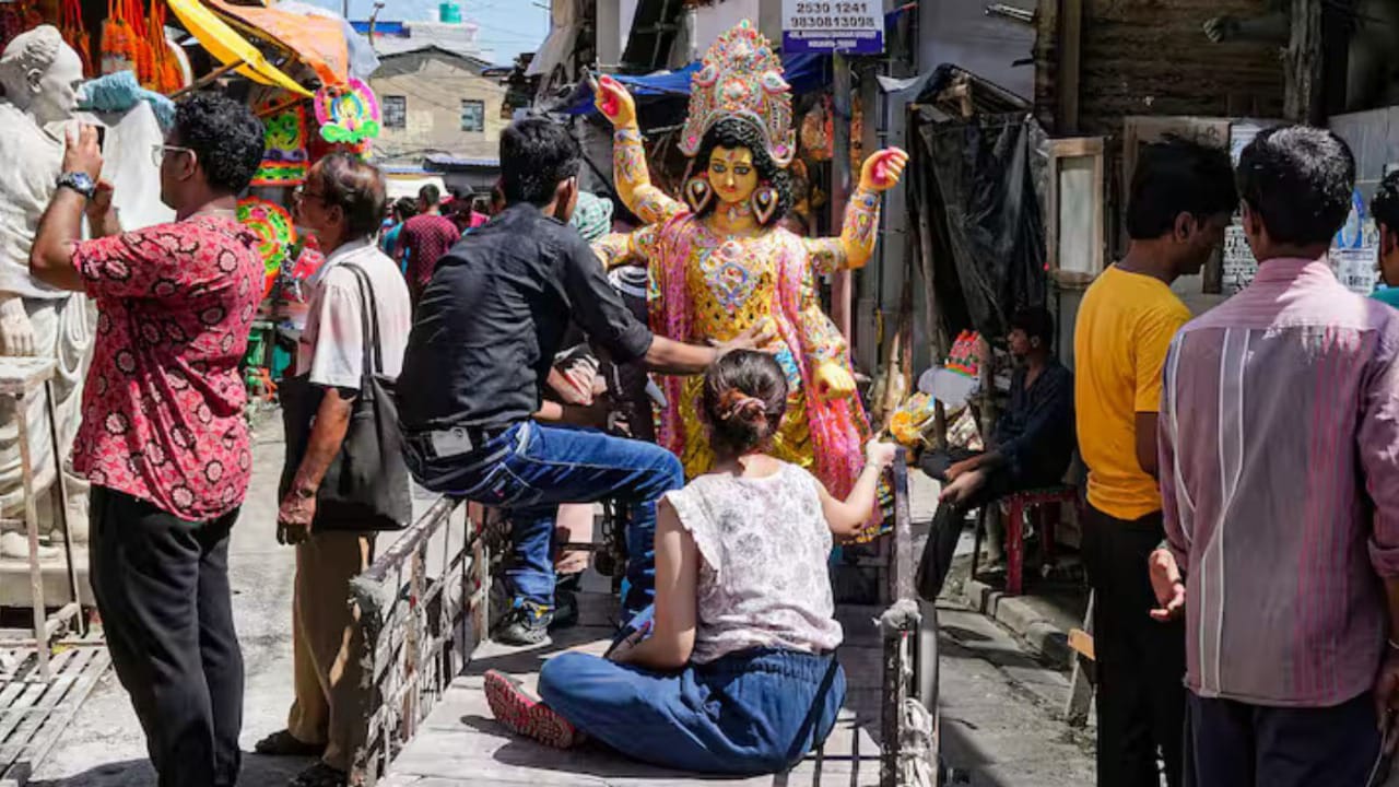 কেন ১৭ই সেপ্টেম্বর মানেই বিশ্বকর্মা পুজো? ﻿