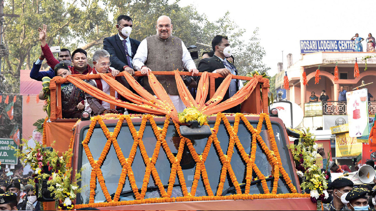 অমিতের রোড শোয়ে নিগৃহীতা মহিলা সাংবাদিক