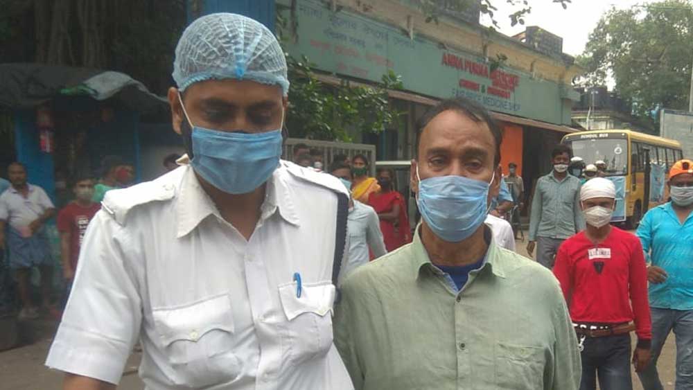 সাধারণ দুধ বিক্রেতা থেকে কোটিপতি, পুলিশের জালে বিজেপি নেতা