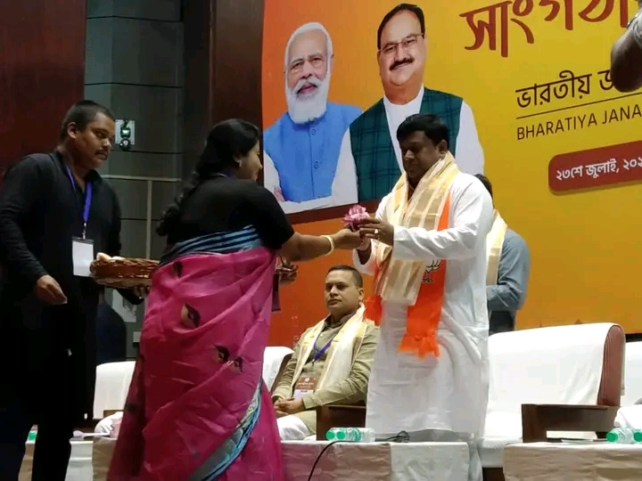 ৫০০ সক্রিয় কর্মী নেই বহু জেলায়? বঙ্গবিজেপির জরাজীর্ণতায় শঙ্কিত কেন্দ্রীয় নেতৃত্ব?