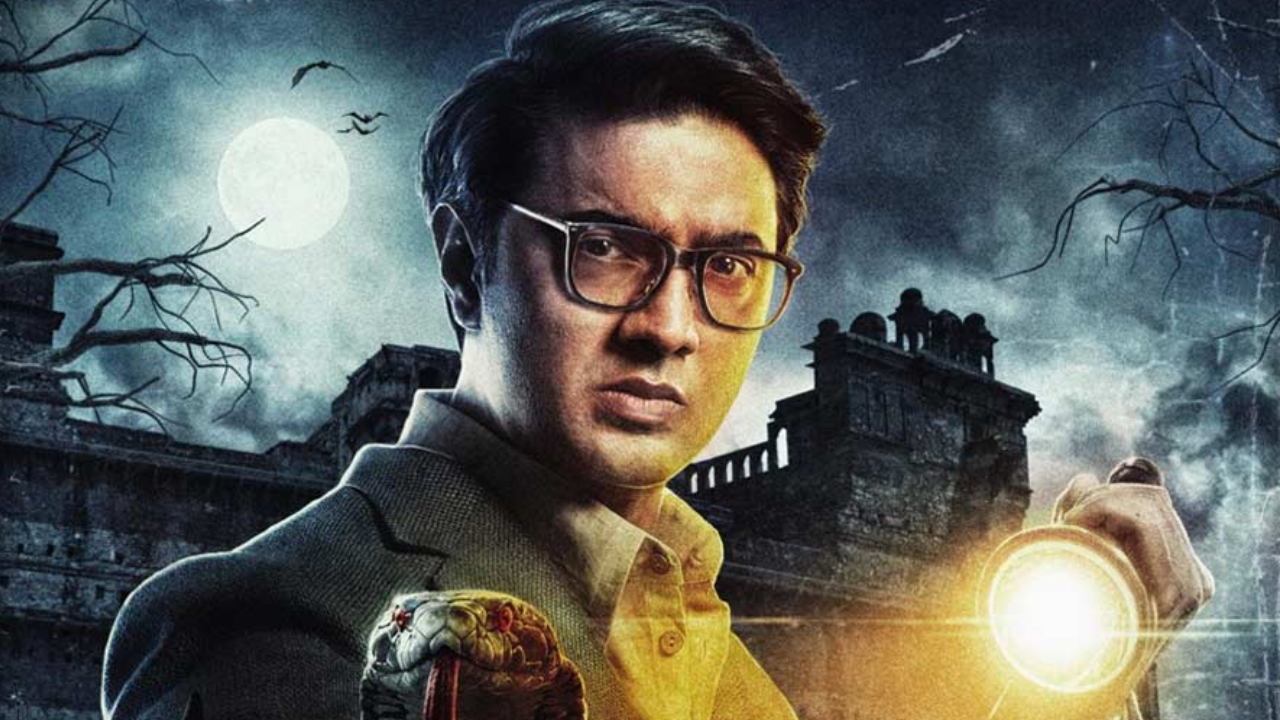 আলো-আঁধারিতে ‘ব্যোমকেশ’ ও ছায়াসঙ্গী, প্রকাশ্যে দেবের ‘দুর্গ রহস্য’ মুক্তির দিনক্ষণ