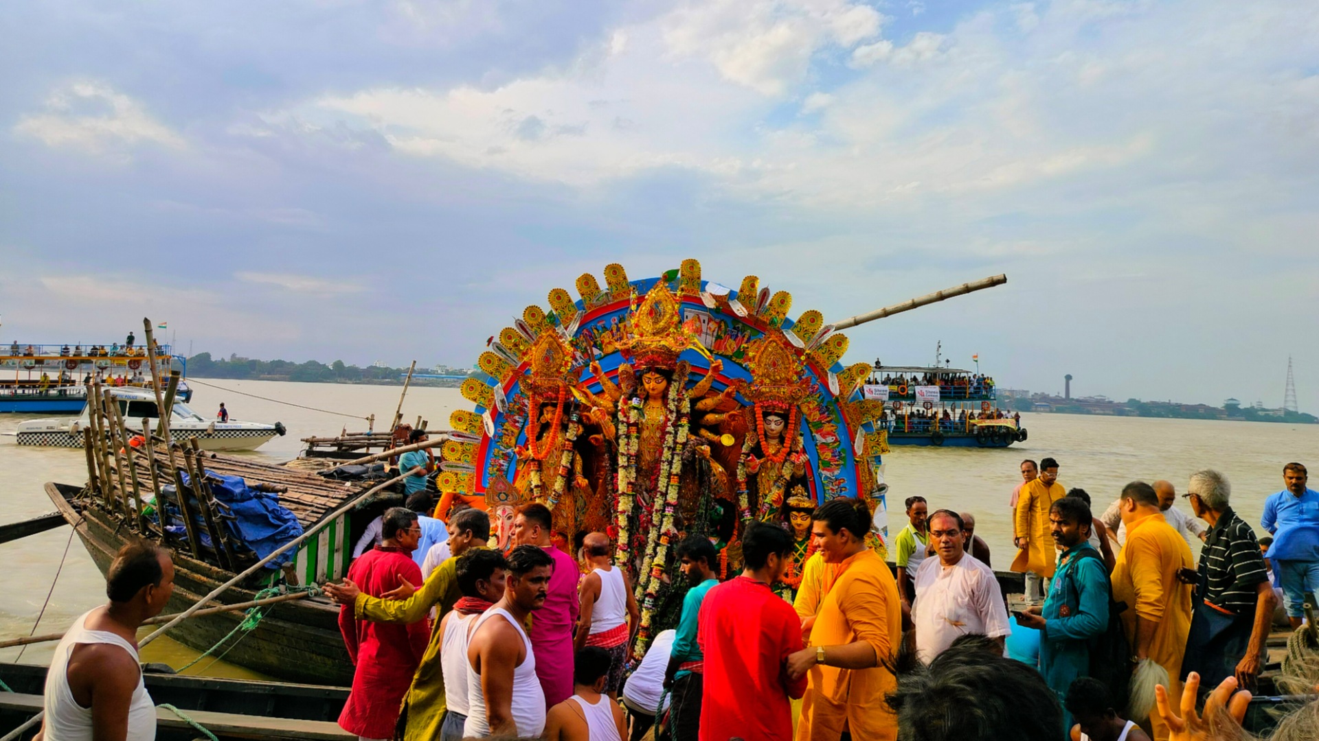 শোভাবাজার রাজবাড়ির প্রতিমা নিরঞ্জন