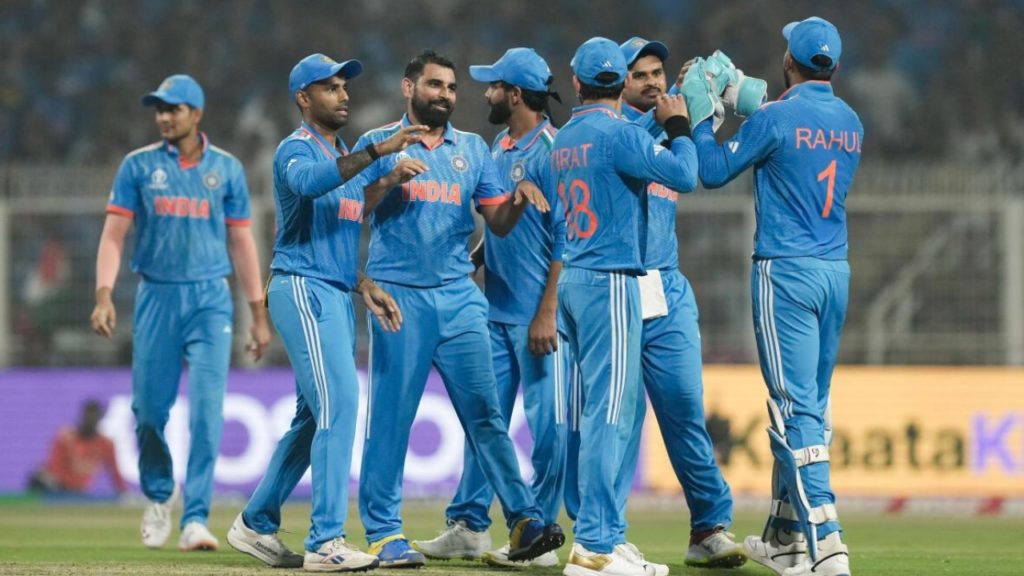 ইডেনে বিরাট শো, জাদেজার ঘূর্ণিতে প্রোটিয়াদের হারিয়ে আটে-৮ রোহিতদের