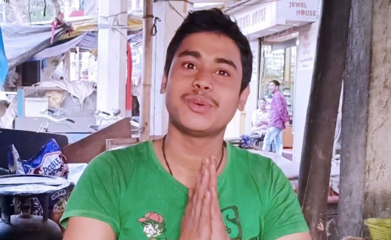 দিনযাপনের জন্য ভাতের হোটেলই তার ভরসা, সাগর সংগ্রাম কি এটাই?