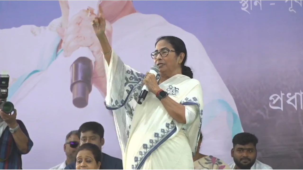 সন্দেশখালি নিয়ে আসল তত্ত্ব ফাঁস, নদীয়ায় তোপ মমতার