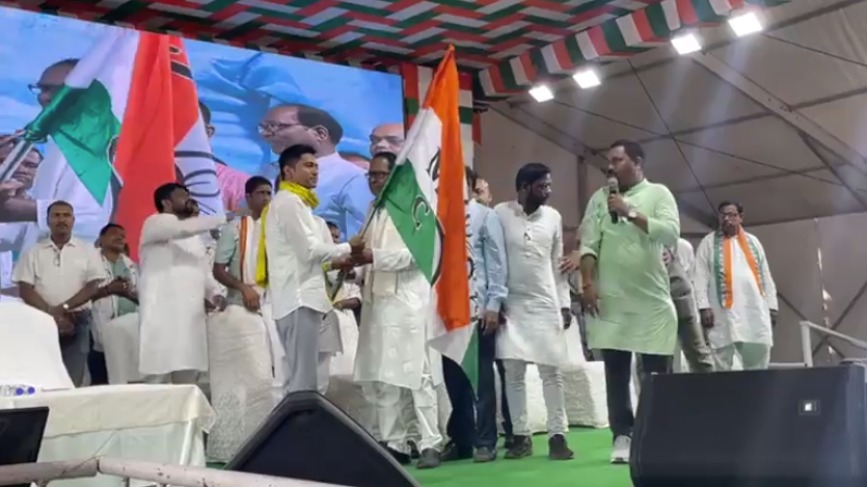 দৃষ্টিভঙ্গির খবরে শিলমোহর তৃণমূলে যোগ দিলেন ঝাড়গ্রামের বিদায়ী BJP সাংসদ কুনার হেমব্রম