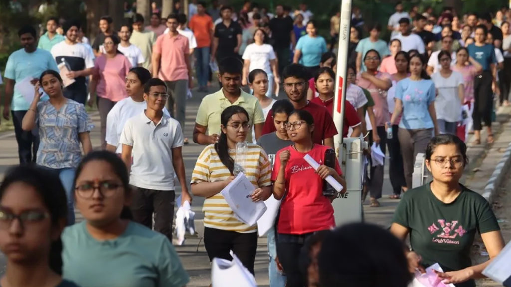 কবে শুরু হবে NEET-UG-র কাউন্সেলিং? অনিশ্চিয়তায় পড়ুয়াদের জীবন