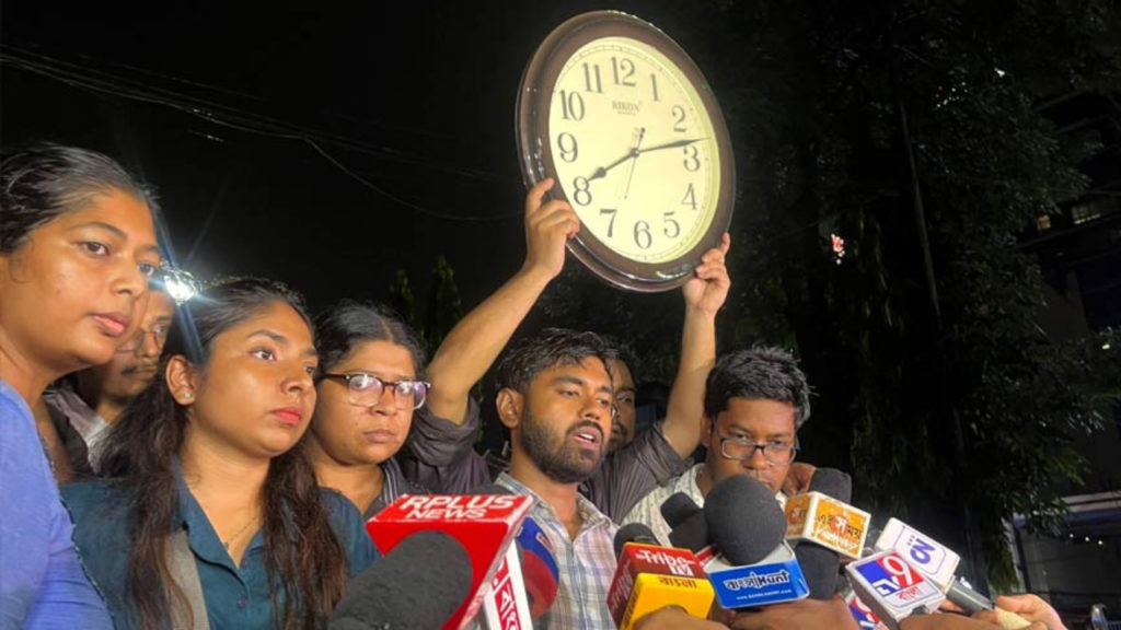 #BREAKING কর্মবিরতি প্রত্যাহার করলেন জুনিয়র চিকিৎসকরা