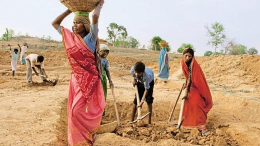 কেন বাংলায় কেন্দ্রের ‘ইকোনমিক ব্লকেড’, নির্মলাকে প্রশ্ন তৃণমূলের – দেখুন ভিডিও