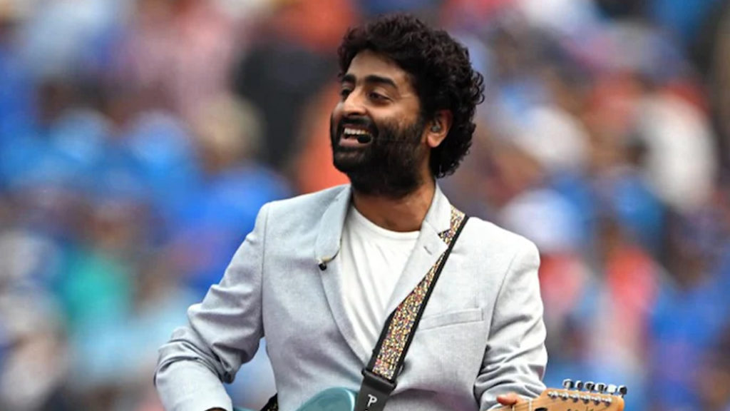 ভারত-পাকিস্তান সীমান্তে যুদ্ধের আবহ, এই পরিস্থিতিতে আবু ধাবিতে লাইভ কনসার্ট বাতিল করলেন অরিজিৎ সিং