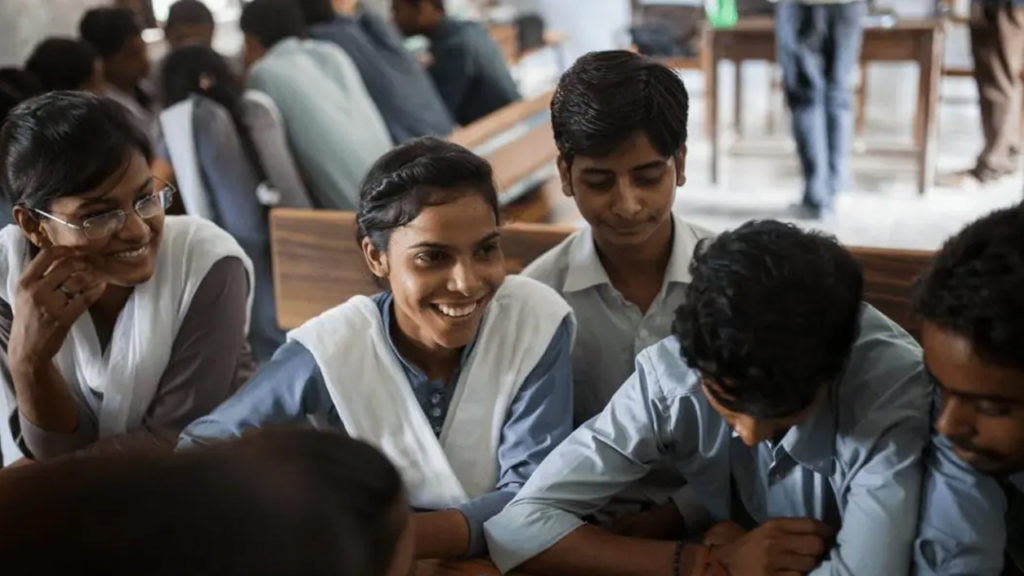 গ্রীষ্মাবকাশে উচ্চ মাধ্যমিকের তৃতীয় সেমেস্টারের পঠনপাঠন অনলাইন চালানোর নির্দেশ