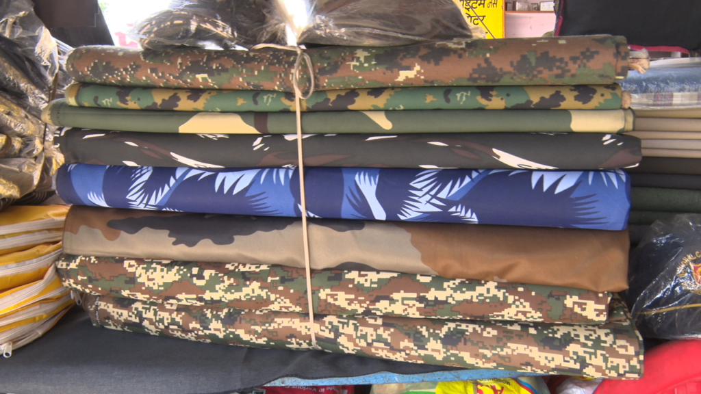 সেনার ইউনিফর্মের আদলে তৈরি পোশাক বিক্রি নয়, বাংলার তিন জেলায় জারি নির্দেশ