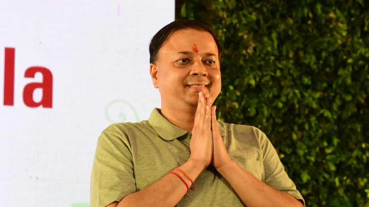 বড়বাজারের অগ্নিকাণ্ডের দায় এড়াতেই কি দিল্লি পালালেন বিধায়ক বিবেক গুপ্ত?