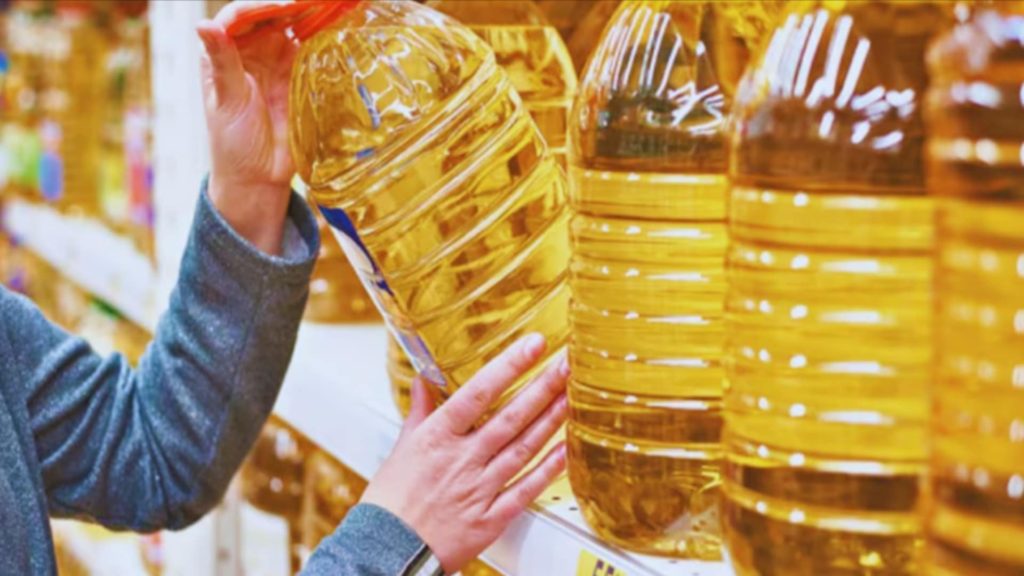 ফের রান্নার তেলের দামে আগুন, কেন্দ্রের নিষ্ক্রিয়তায় নাজেহাল সাধারণ মানুষ