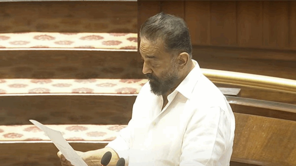 সংসদে কমল হাসানের Debut, তামিলে রাজ্যসভায় শপথবাক্য পাঠ তারকা অভিনেতার