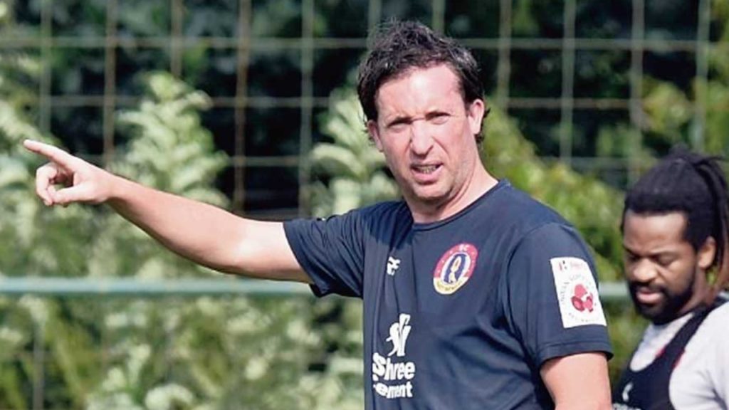 ভারতের কোচ হওয়ার লড়াইয়ে লিভারপুল কিংবদন্তি? ১৭০ জনের আবেদনপত্র জমা পড়ল AIFF-র কাছে