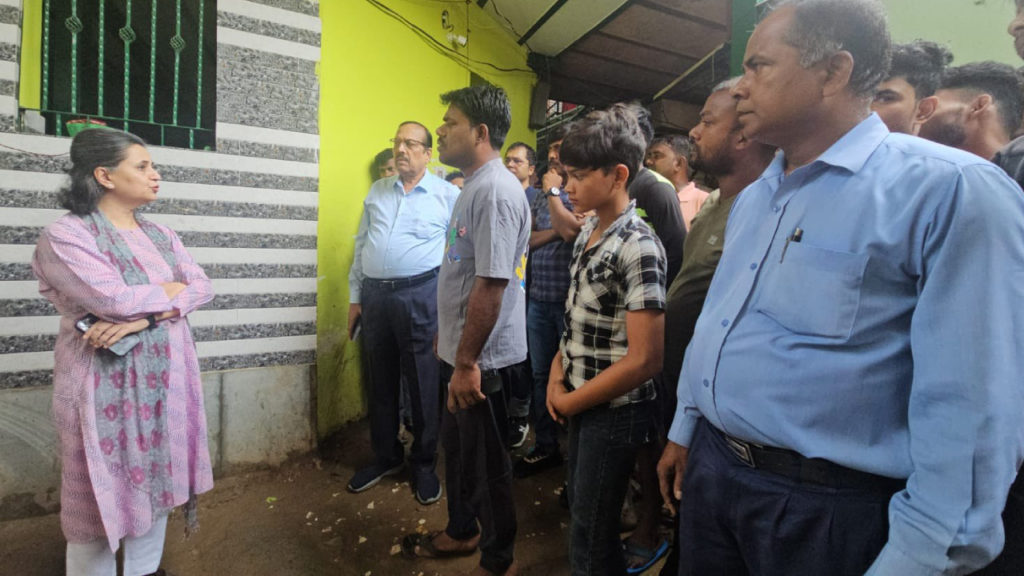 দিল্লীর জয় হিন্দ কলোনিতে তৃণমূলের প্রতিনিধি দল