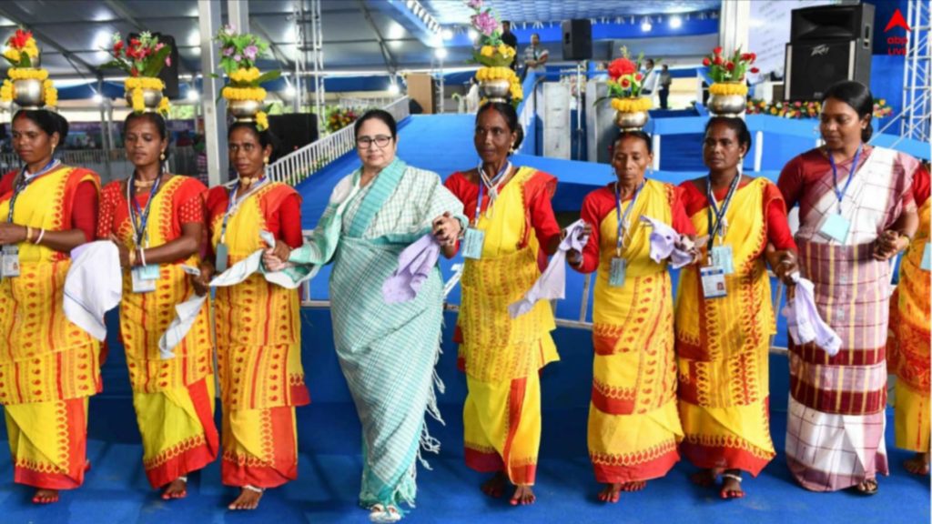 আজ ঝাড়গ্রামে বিশ্ব আদিবাসী দিবস অনুষ্ঠানের সূচনা করবেন মুখ্যমন্ত্রী