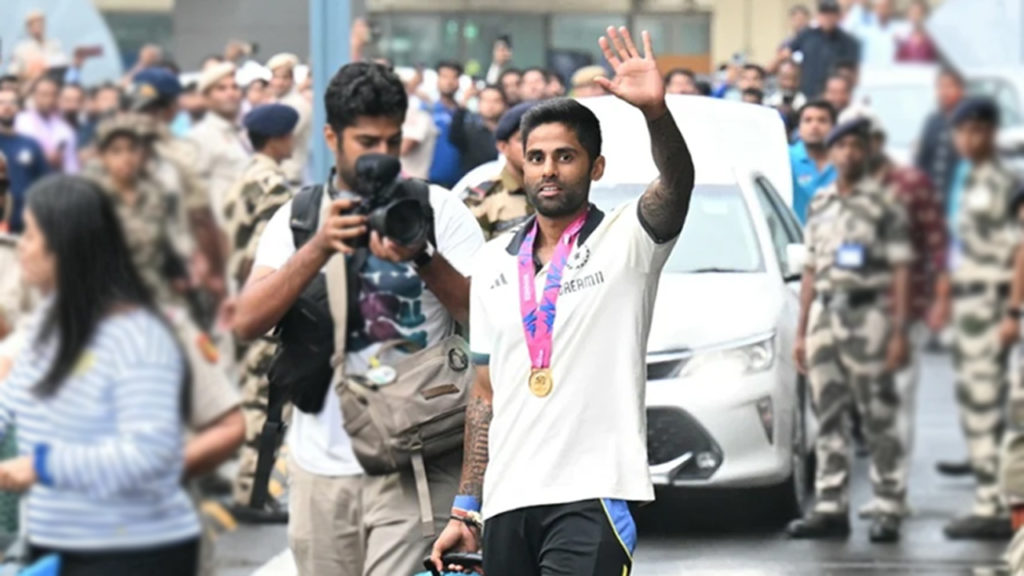 বিশেষ প্রস্তুতি ছাড়াই এশিয়া কাপে নামবে ভারত! কবে দুবাই উড়ে যাচ্ছে সূর্যকুমার, গিলরা?