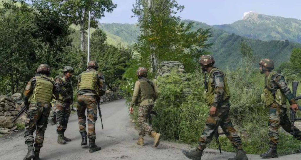 Operation Akhal: রাতভর সেনা-জঙ্গি গুলির লড়াই কুলগাঁওয়ের জঙ্গলে, নিহত দুই জওয়ান