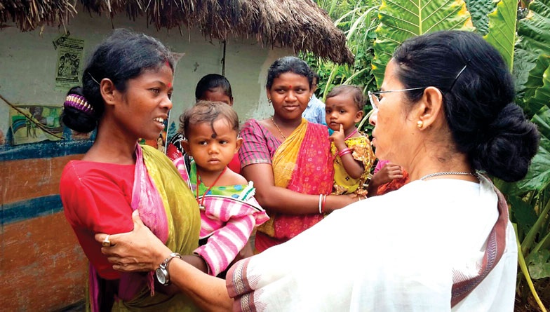 বনাঞ্চলের অধিকার থেকে যাতে জনজাতি অংশের মানুষ বঞ্চিত না-হন, রাজ্য প্রশাসনকে সতর্ক করলেন মুখ্যমন্ত্রী