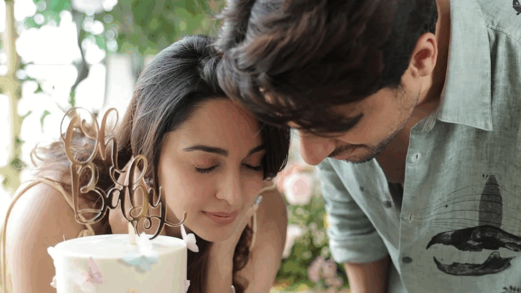 মাতৃত্বের ছোঁয়ায় জীবনের সেরা জন্মদিন কিয়ারার