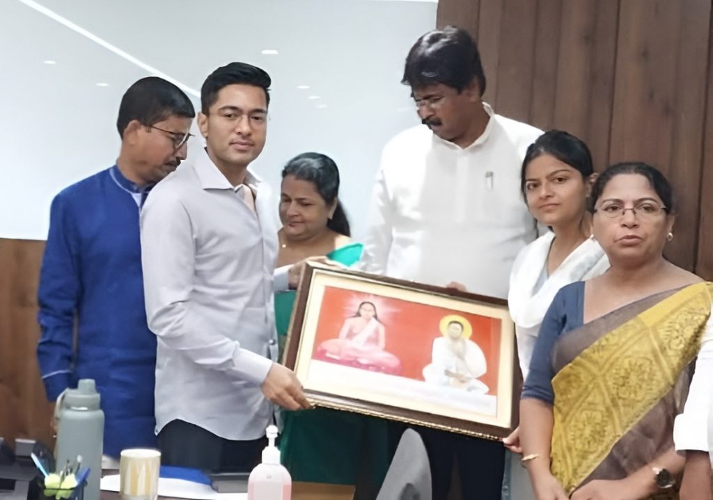 টার্গেট ২৬শের ভোট, মতুয়া সমর্থন বাড়াতে বনগাঁ নেতৃত্বকে কী ‘গাইডলাইন’ অভিষেকের?