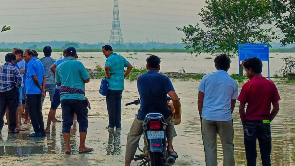 দিল্লি-এনসিআরে বন্যার সতর্কতা, উত্তর ভারতের একাধিক রাজ্যে অতি ভারী বর্ষণ