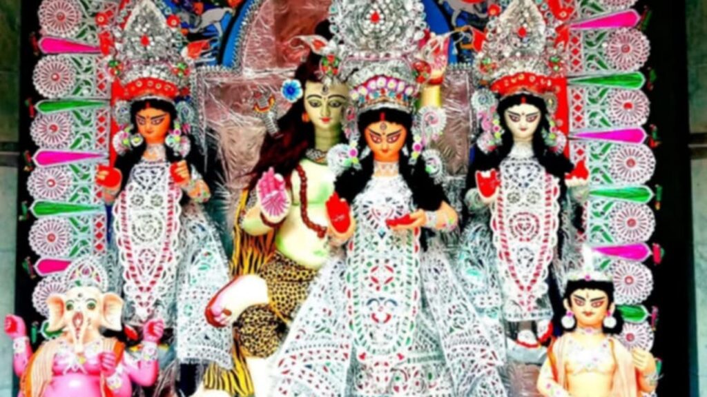 Durga Puja 2025: বিডন স্ট্রিটের ভোলানাথধামে দেবী দুর্গা পূজিতা হন কন্যা রূপে