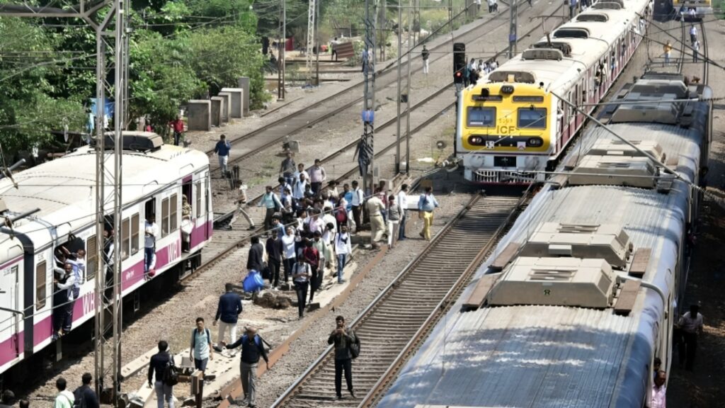 নিরাপত্তা থেকে সাফাই সমস্যা, ২ বছরে ৬১ লক্ষের বেশি অভিযোগ রেল যাত্রীদের