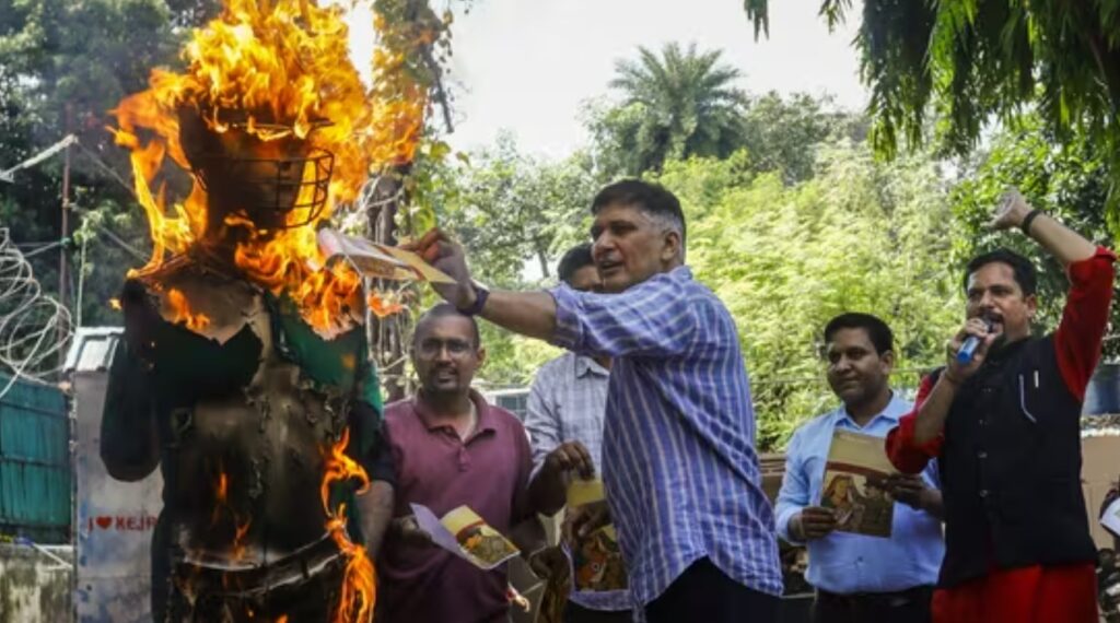 India-Pakistan ম্যাচ নিয়ে চড়ছে পারদ, উঠছে বয়কটের ডাক