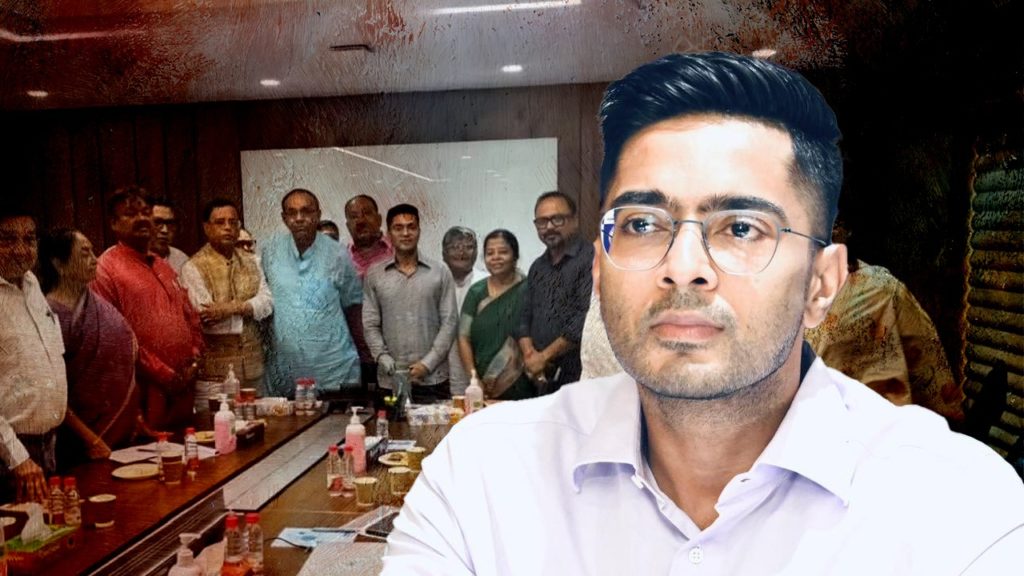 টার্গেট ২০২৬: জনসংযোগ বাড়াতে শ্রীরামপুরে নেতৃত্ব রদবদলের বার্তা দিলেন অভিষেক