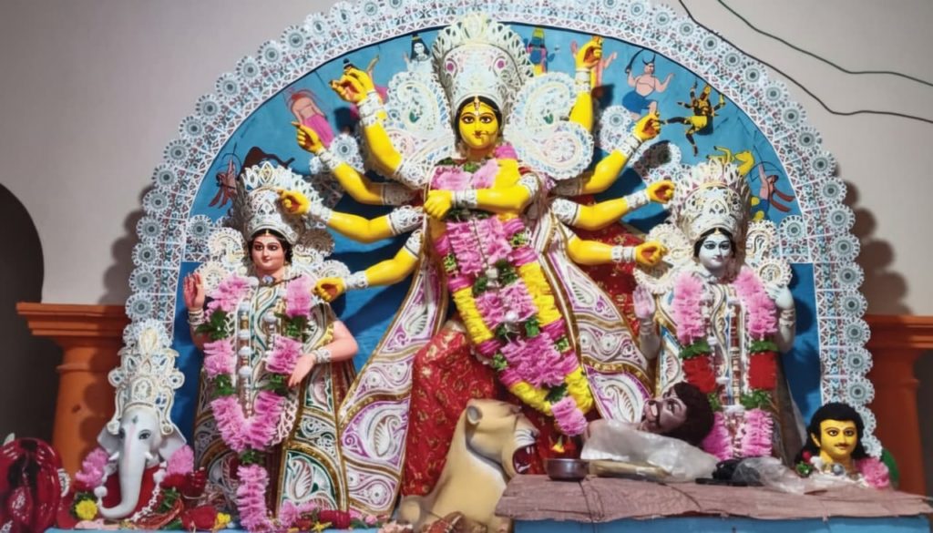 চাঁচলের জমিদার বাড়ির ত্রিপুরা সুন্দরী পুজো – আজও অটুট দুই শতাব্দীর রেওয়াজ