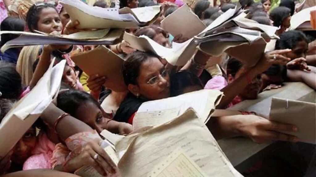 ভারতে পুরুষদের তুলনায় মহিলাদের বেকারত্ব ঊর্ধ্বমুখী, কেন্দ্রের রিপোর্টে উদ্বেগ