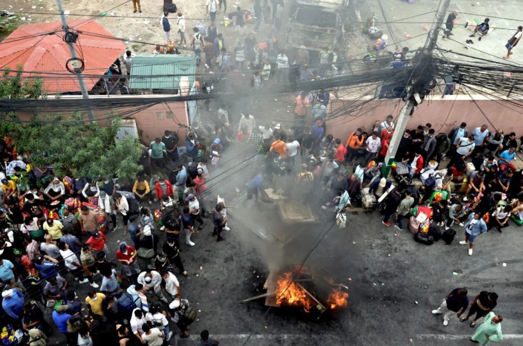 ধর্ষক, জঙ্গি, খুনি – নেপালের জেল থেকে পালাল ১৫ হাজার অপরাধী, ভারতে প্রবেশের চেষ্টা?