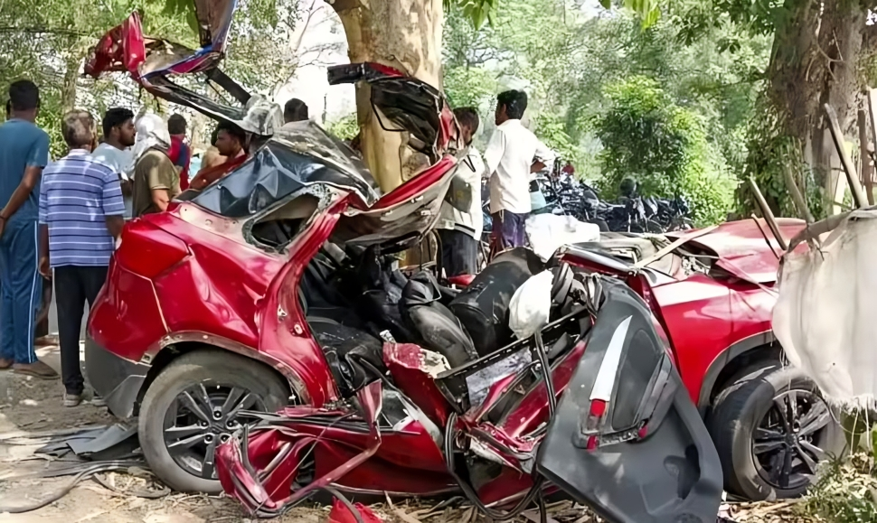 দেশে লাফিয়ে লাফিয়ে বাড়ছে পথ দুর্ঘটনায় মৃতের সংখ্যা, বাংলার চিত্র উদ্বেগজনক নয়
