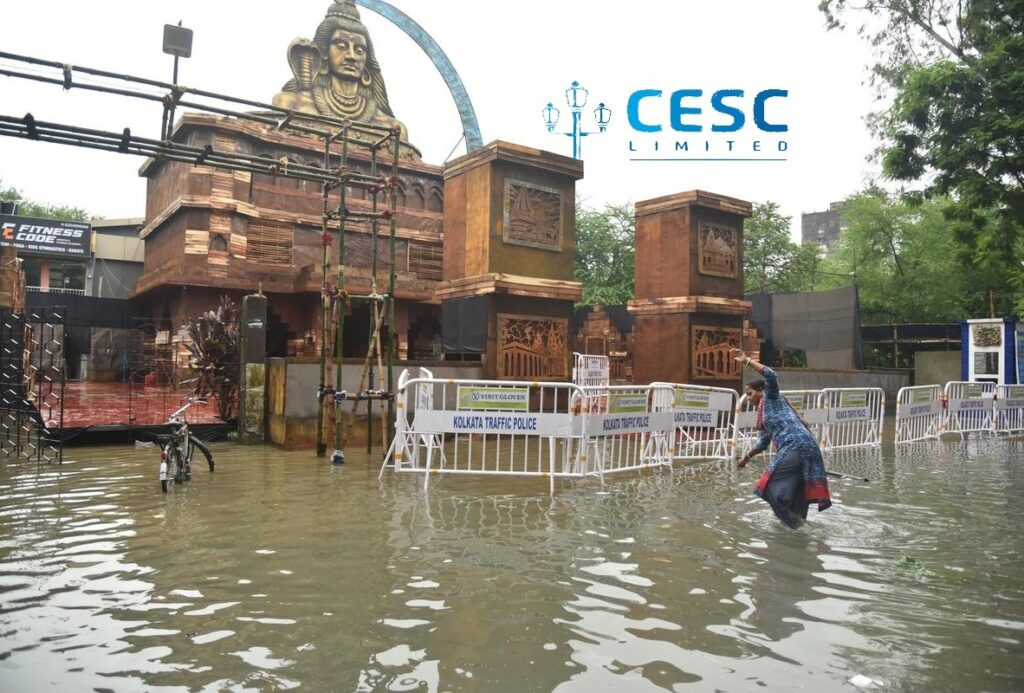 অবশেষে জমা জলে মৃতদের পরিবারকে ৫ লক্ষ টাকা দেওয়ার সিদ্ধান্ত নিল CESC