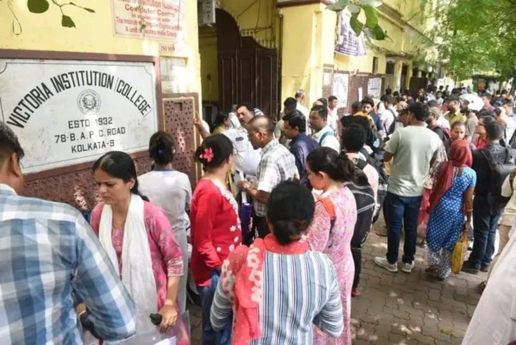 SSC: বাংলায় এসএসসি পরীক্ষা দিতে “ডবল-ইঞ্জিন” উত্তরপ্রদেশের প্রার্থীরা