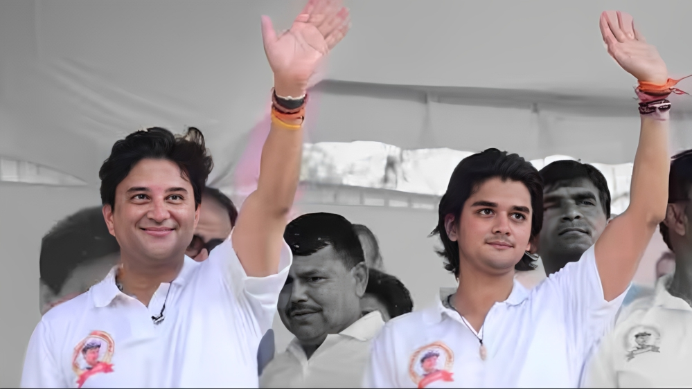 খেলাতেও বিজেপির ‘পরিবারতন্ত্র’? শাহ-জেটলির পর এবার ক্রিকেট প্রশাসনের শীর্ষপদে সিন্ধিয়া পুত্র