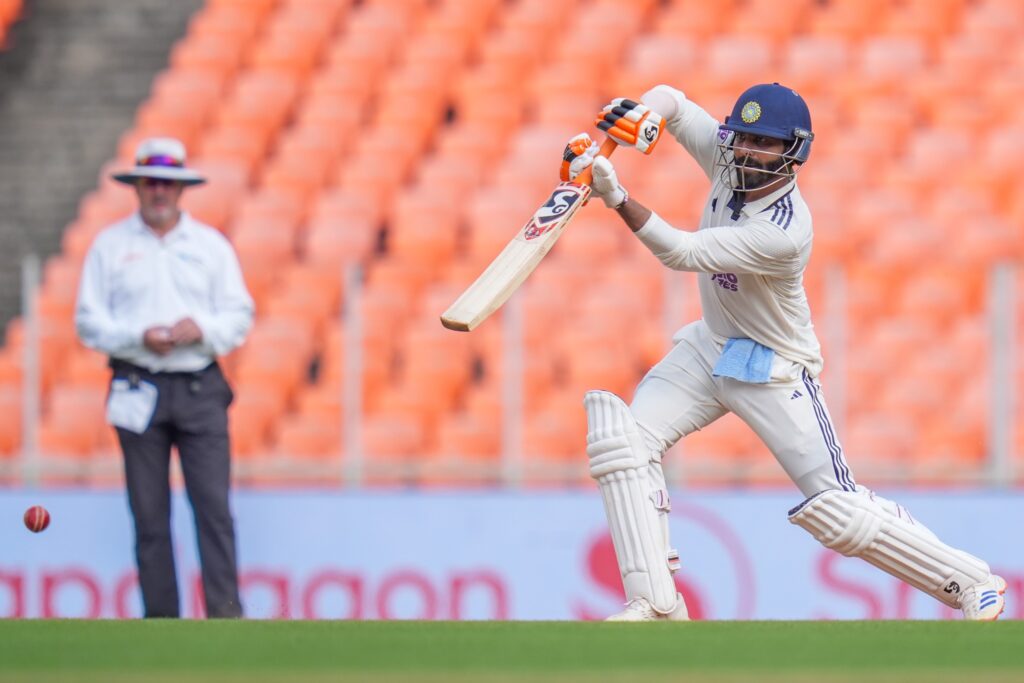 IND VS WI: আমেদাবাদে ব্যাটারদের দাপটে প্রথম টেস্টের দ্বিতীয় দিনের শেষে ২৮৬ রানে এগিয়ে ভারত