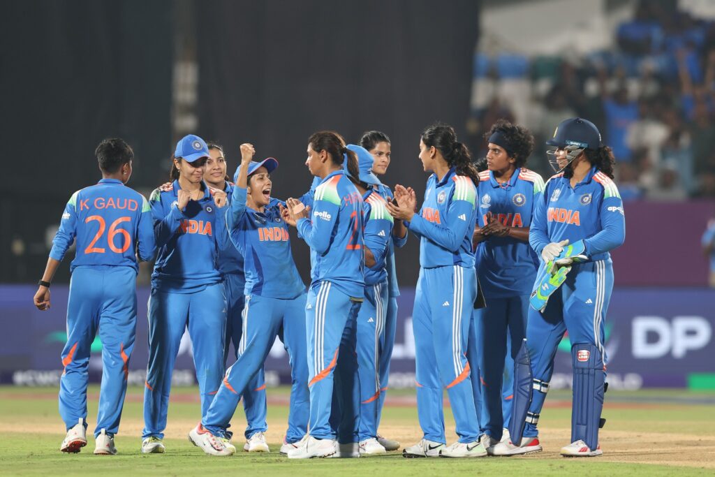 ICC Women’s World Cup: আজ ইংল্যান্ডের বিরুদ্ধে জিততে মরিয়া স্মৃতি-হরমনপ্রীতরা