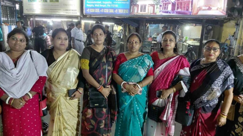 “দলে মহিলাদের সম্মান নেই” অভিযোগ তুলে কান্নায় ভেঙে পড়লেন হুগলি BJP মহিলা মোর্চার সদস্যরা