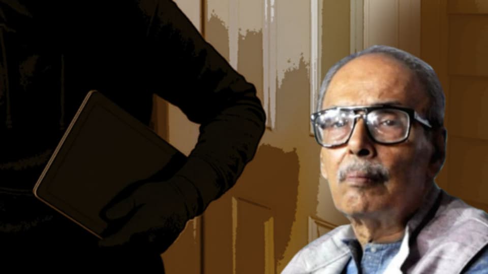 শীর্ষেন্দু মুখোপাধ্যায়ের বাড়িতে চুরি! খোয়া গেল সাহিত্যিকের লেখার ট্যাব