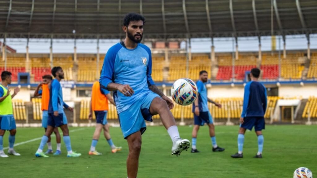 সিঙ্গাপুরের বিপক্ষে আজ ‘ডু অর ডাই’ ম্যাচ, যোগ্যতা অর্জনের আশা বাঁচাতে মরিয়া ভারত